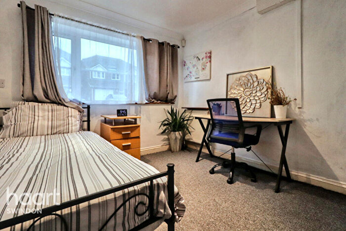 1 Bedroom Maisonette To Rent In The Retreat, Swindon, SN6