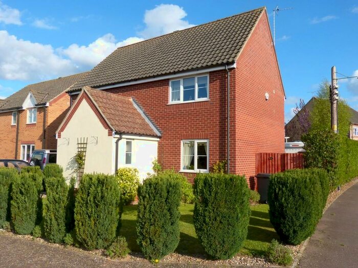 4 Bedroom Detached House To Rent In Vale Court, Weeting, IP27