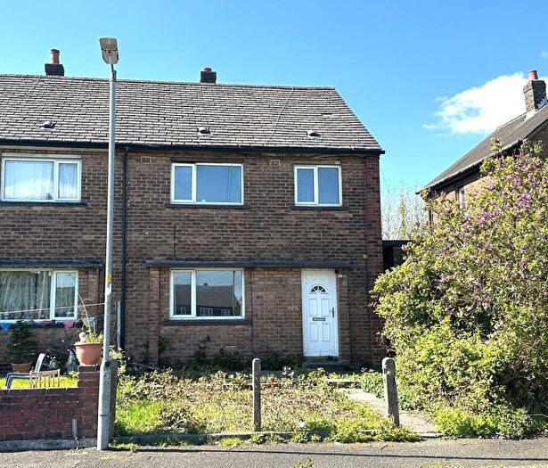 3 Bedroom Semi Detached House For Sale In Iris Avenue, Kearsley, Bolton, BL4