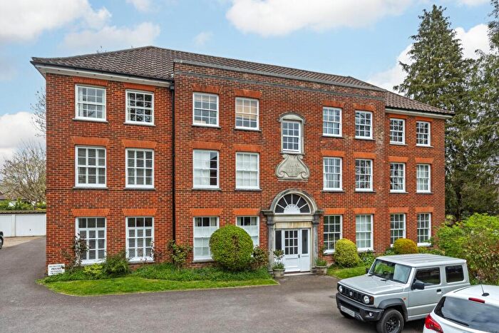 2 Bedroom Apartment For Sale In St. Cross Road, Avlan Court St. Cross Road, SO23