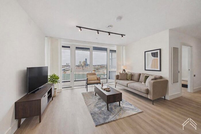 2 Bedroom Flat To Rent In Edmund Point, London, NW10