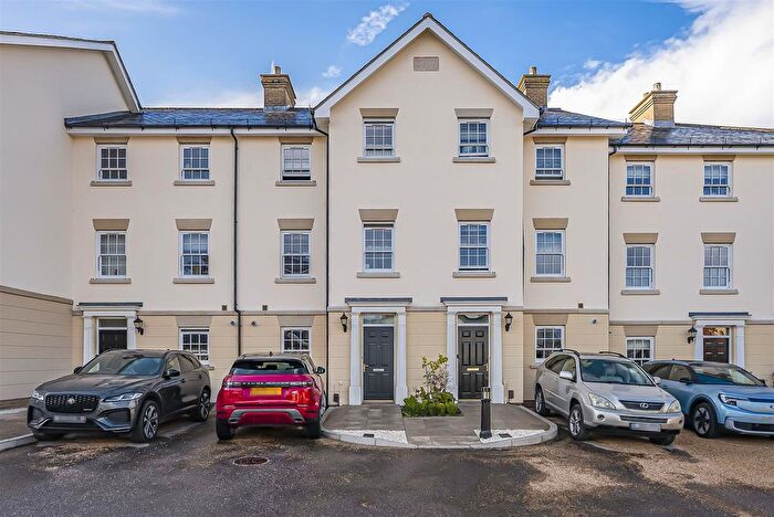 5 Bedroom Terraced House For Sale In North Road, Hertford, SG14