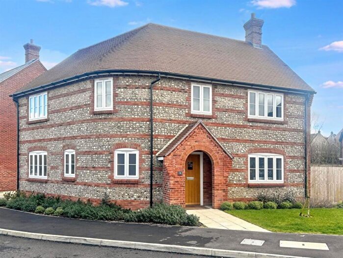 4 Bedroom Detached House For Sale In Dukes Drive, Puddletown, DT2