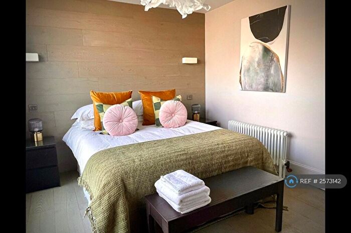 3 Bedroom Penthouse To Rent In Arena House, Brighton, BN1