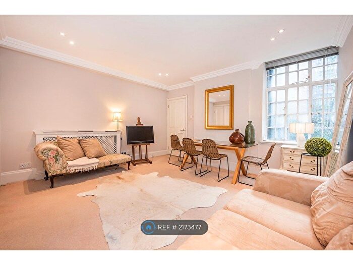 Studio To Rent In Britten House, London, SW3