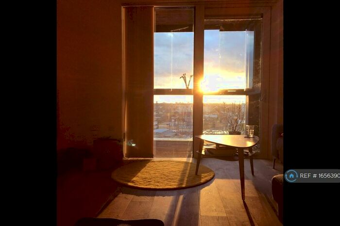 1 Bedroom Flat To Rent In Dalston Square, London, E8
