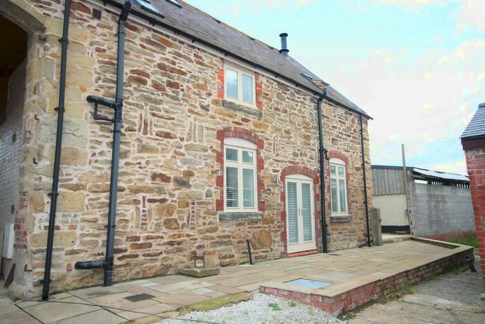 3 Bedroom Barn Conversion To Rent In Chester Road, Mold, CH7