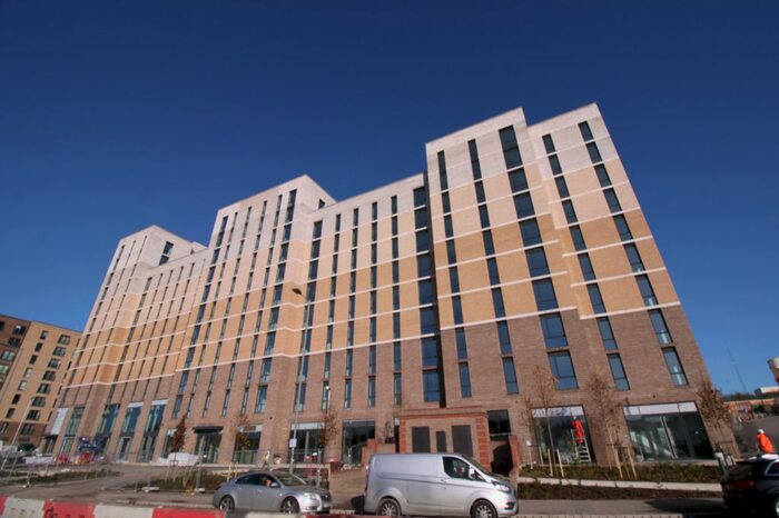 Studio To Rent In Kimpton Road, Luton, Bedfordshire, LU2