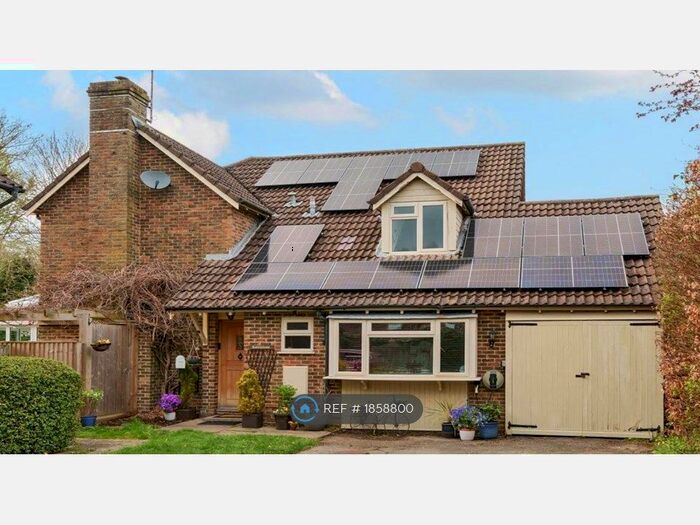 4 Bedroom Detached House To Rent In Tichborne Down, Alresford, SO24