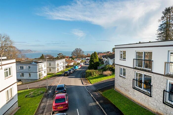 2 Bedroom Apartment For Sale In Clappentail Lane, Lyme Regis, DT7