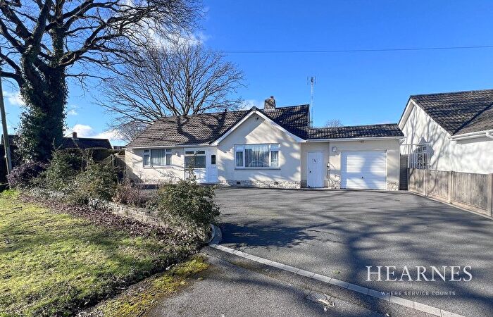 4 Bedroom Detached Bungalow For Sale In Dorset Avenue, Ferndown, BH22