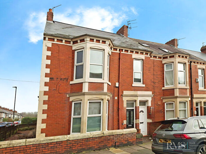 2 Bedroom Flat For Sale In Cash Buyers Only Addycombe Terrace, Newcastle Upon Tyne, NE6