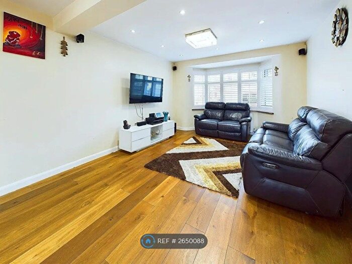 4 Bedroom Semi-detached House To Rent In Church Road, Bexleyheath, DA7