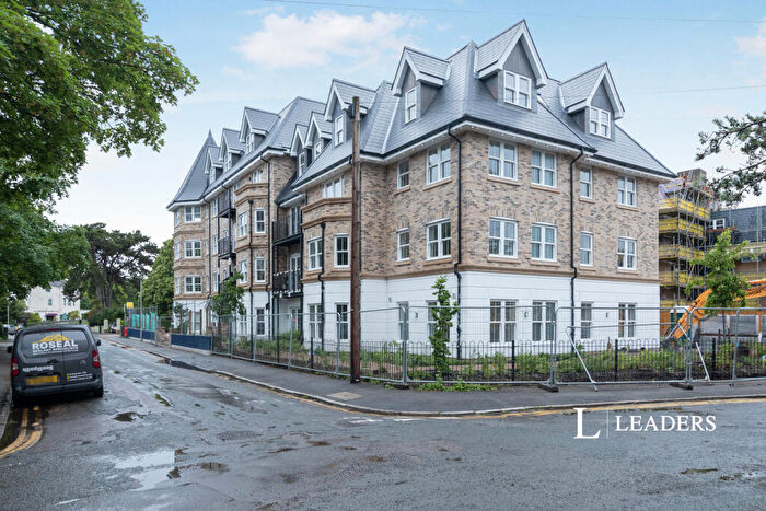 1 Bedroom Flat To Rent In Durley Road, Bournemouth, Dorset, BH2