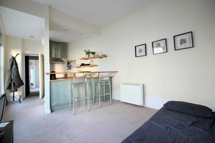 1 Bedroom Flat To Rent In Kingsland Road, London, E8