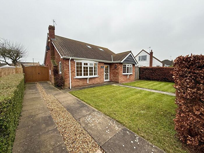 3 Bedroom Bungalow For Sale In Plumtree Lane, North Thoresby, Grimsby, DN36