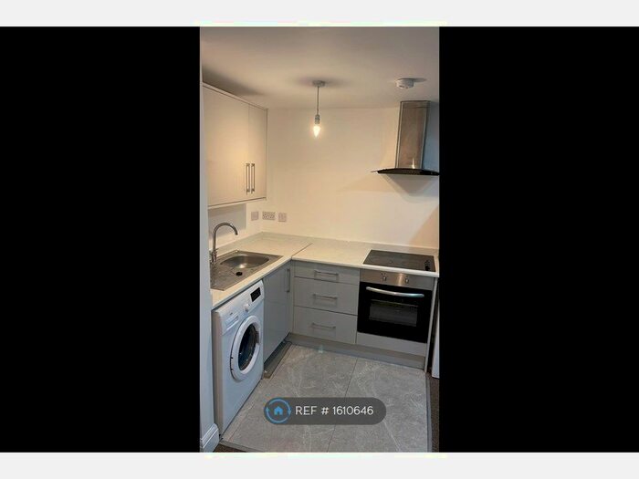 1 Bedroom Flat To Rent In Princess Road Westreet, Leicester, LE1