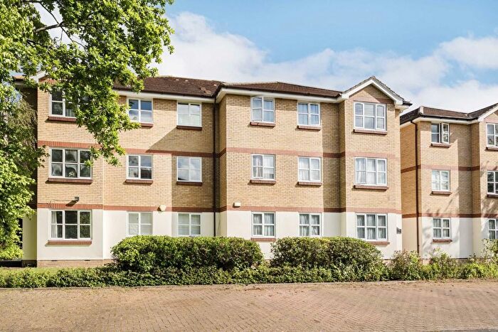 2 Bedroom Flat For Sale In Draymans Way, Isleworth, TW7