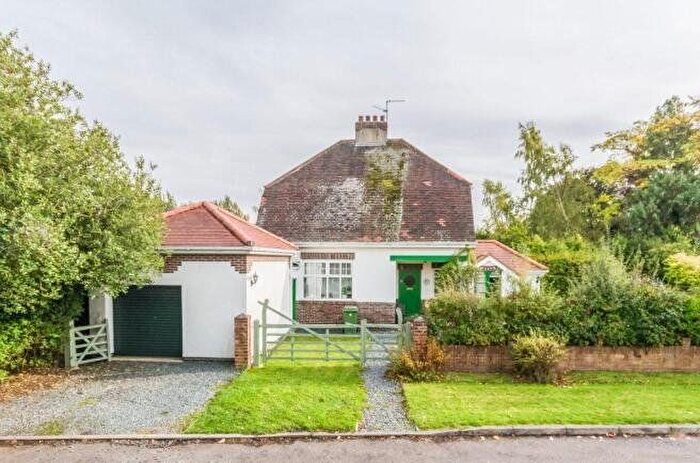 3 Bedroom Detached House To Rent In The Crossway, York, YO31