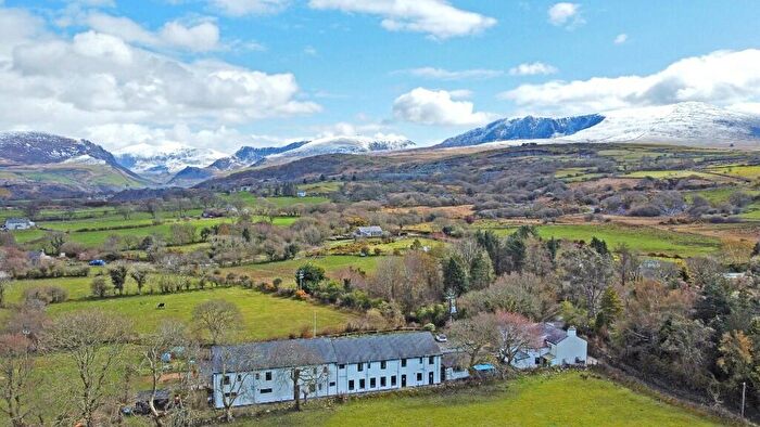 25 Bedroom Detached House For Sale In Bedroom Hostel & Campsite On The Fringes Of Snowdonia National Park, LL54