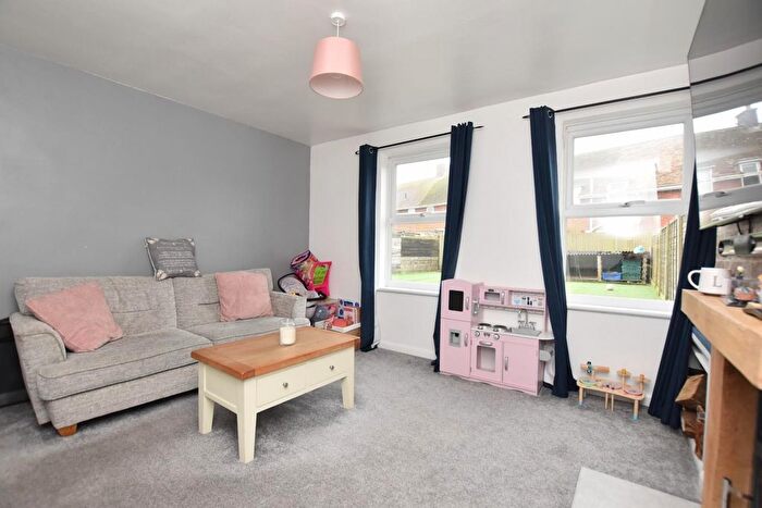 3 Bedroom End Terrace House For Sale In The Green, Lydd, TN29
