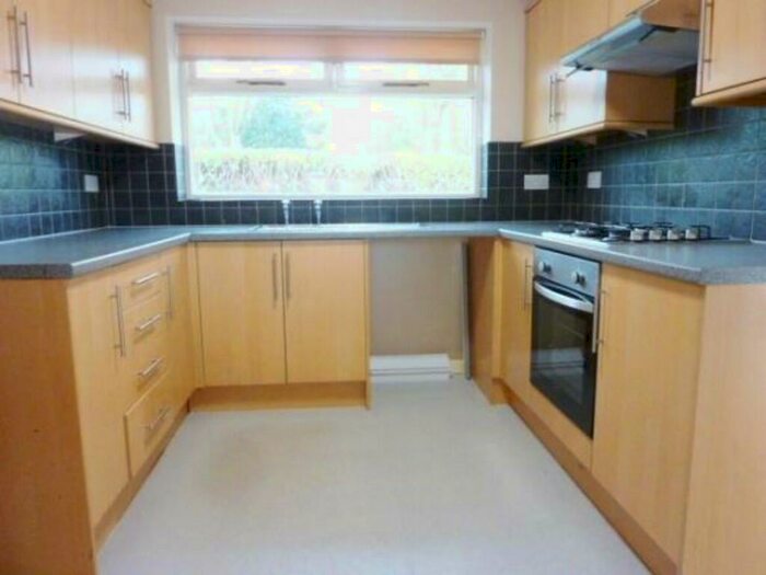 3 Bedroom Detached House To Rent In Egerton Road, Ashton, PR2