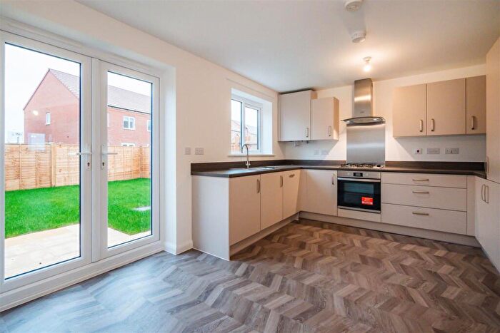 3 Bedroom Semi Detached House To Rent In Hunts Grove, Hardwick, Gloucester, GL2