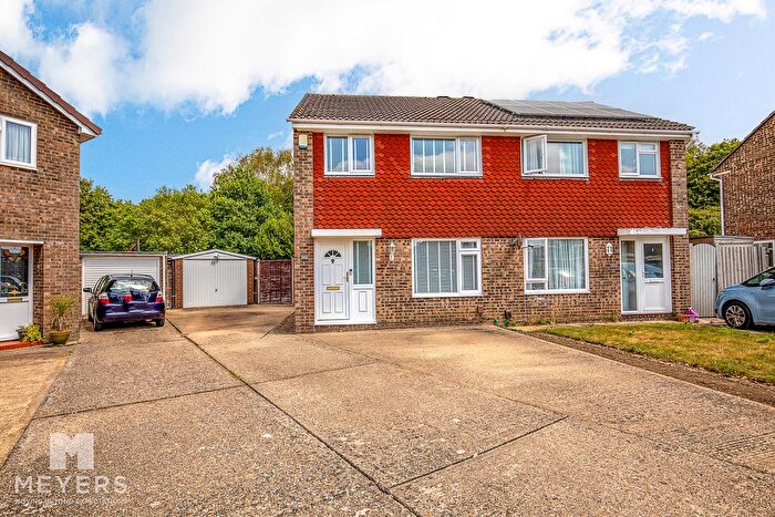 3 Bedroom Semi Detached House For Sale In Bradford Road, Bournemouth, BH9