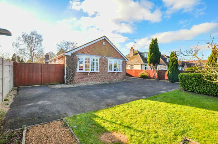 4 Bedroom Detached House For Sale In Blandford Road, Sturminster Marshall, Wimborne, BH21