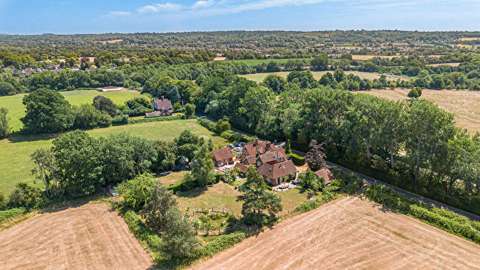 4 Bedroom Cottage For Sale In Hawkley Road, Liss, Hampshire, GU33