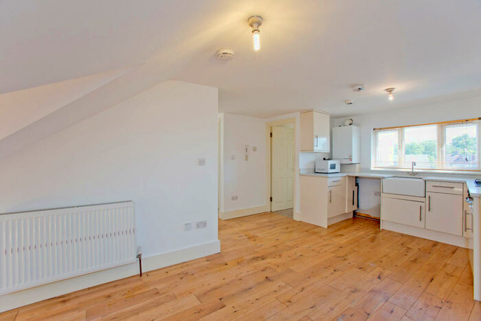 2 Bedroom Flat To Rent In Boundary Road, London, N22