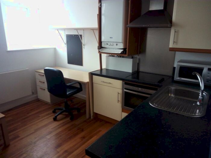 Studio To Rent In The Kingsway, Portland House, City Centre, Swansea, SA1