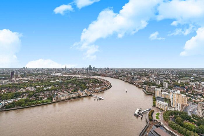 2 Bedroom Flat For Sale In Marsh Wall, Millwall, E14