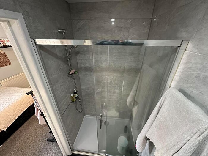 1 Bedroom House To Rent In Hubert Road, Selly Oak, Birmingham, West Midlands, B29