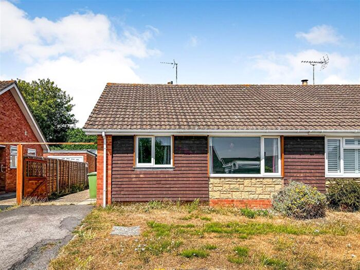 3 Bedroom Semi-Detached Bungalow For Sale In Paxhill Lane, Twyning, GL20