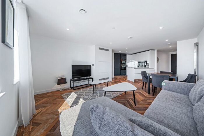 2 Bedroom Flat To Rent In Eagle Point, City Road, London, EC1V