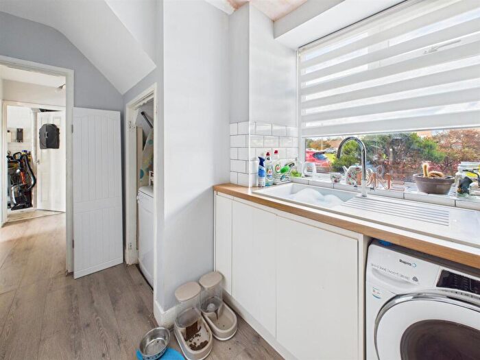 3 Bedroom Terraced House For Sale In Curlew Way, Wirral, CH46
