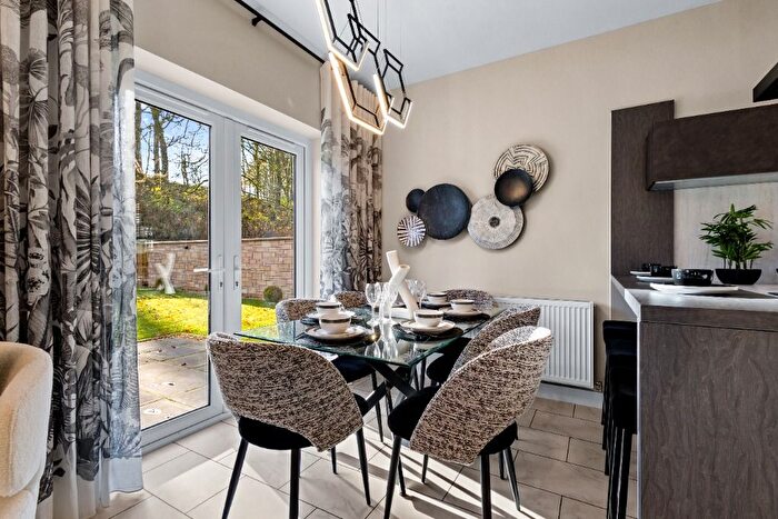 4 Bedroom Detached House For Sale In Thomas Howie Drive, Dunlop, East Ayrshire, KA3