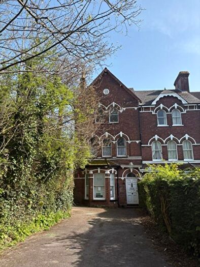 1 Bedroom Flat To Rent In Clifton Hill, Exeter, Devon, EX1