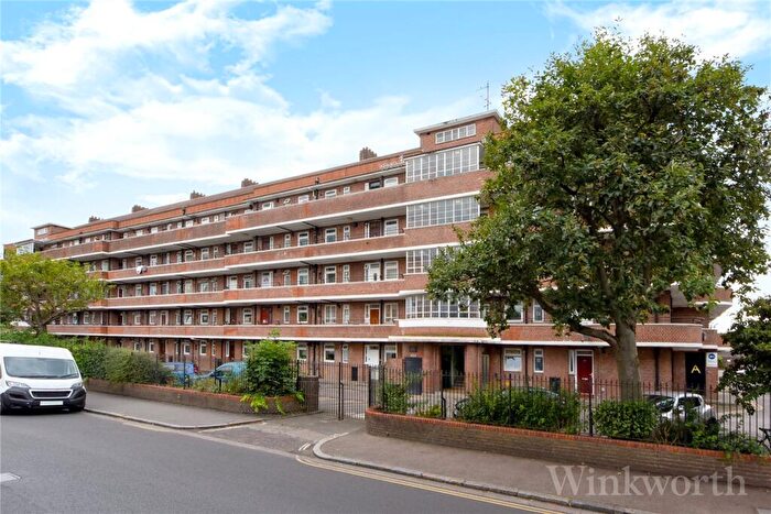 1 Bedroom Apartment To Rent In Pomeroy Street, London, SE14
