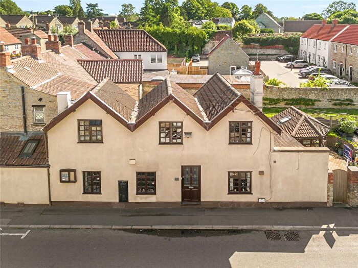 4 Bedroom Semi Detached House For Sale In Westerleigh Road, Pucklechurch, Bristol, Gloucestershire, BS16