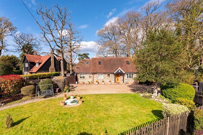 3 Bedroom Detached House For Sale In Hedgerley Green, Hedgerley, Slough, SL2