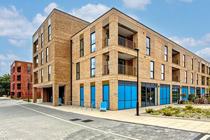 2 Bedroom Flat For Sale In Anderson House, Newtown Road, Henley-On-Thames, RG9