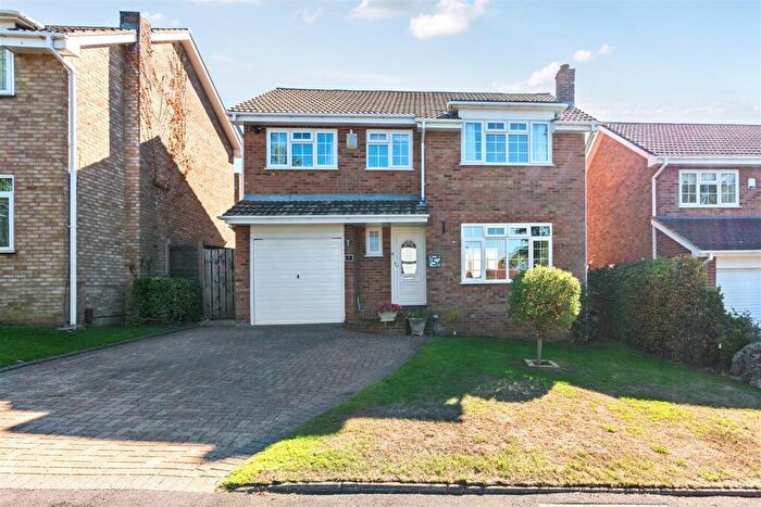 4 Bedroom Detached House For Sale In Steep Close, Orpington, BR6