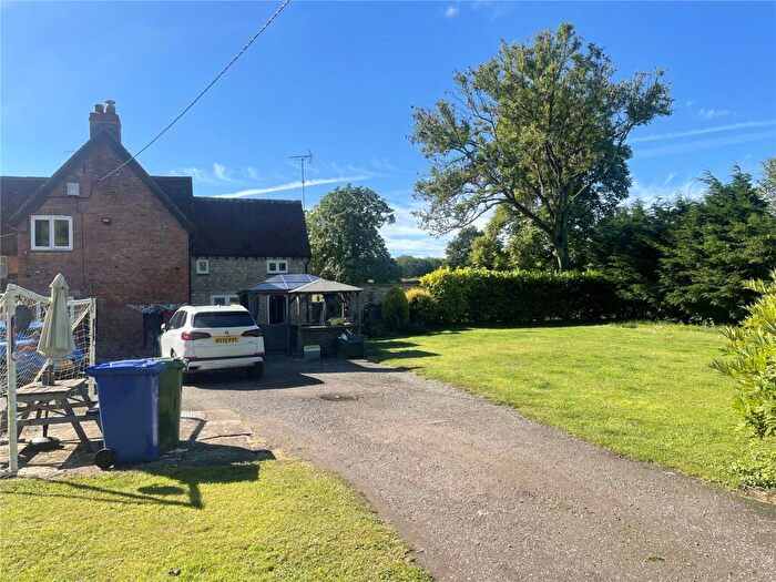 3 Bedroom Semi-Detached House To Rent In Main Drive Cottages, Wakefield Estate, Potterspury, Northamptonshire, NN12
