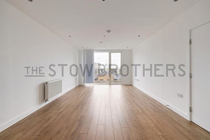 2 Bedroom Flat To Rent In Bolinder Way, London, E3