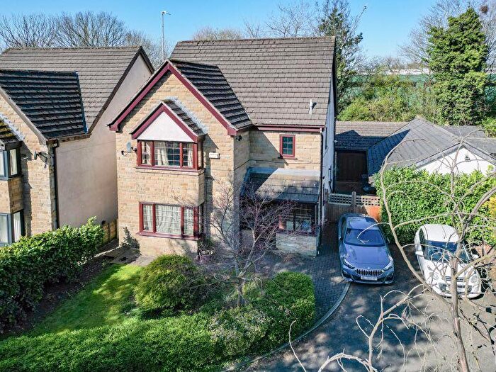 5 Bedroom Detached House For Sale In Bridge Hall Fold, Bury, BL9