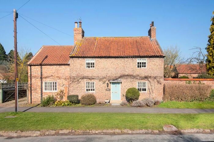 4 Bedroom Detached House For Sale In Main Street, Sutton-On-The-Forest, York, YO61