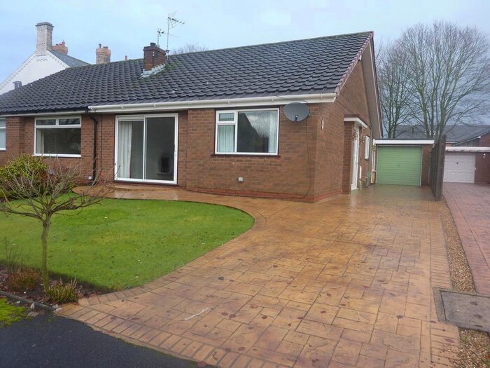 2 Bedroom Semi-Detached Bungalow To Rent In Bridge Lane, Appleton, WA4