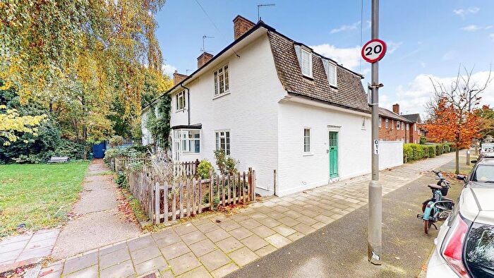 2 Bedroom End Of Terrace House To Rent In Huntingfield Road, London, SW15